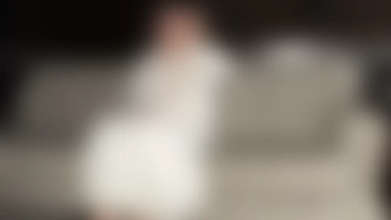 人見知りだがSEX好きな保育士と❤️【長編Ver.】

玲に会いたくて東北からわざわざ遊びに来てくれた人見知りちゃん！！
全く話しが進まないから『本当に玲に会いに来てくれたのかな？』と不安になったけどプレイが始まると少しだけ積極的になって中出しまで許してくれた！！

本人曰く、『今日は1番危険日⚠️だけど､､､』らしいけどお構いなし！！ (2/2)
