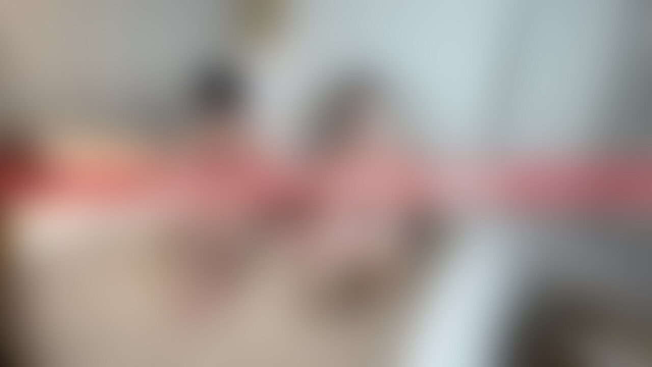 裏垢女子しのさんとのコラボの続編です(*´꒳`*)/
まずは企画説明
YOUTUBE版
から見ていただけると
よ~く楽しめます↓↓↓♡
【生着替え・ノーパンノーブラ】
チュッパチャップスは気持ちイイ?♡【えちえち検証】
(https://youtu.be/eG7G3FKJB0E)
1.下のお口でナメナメくちゅくちゅ♡
2.お互いの下のお口に食べさせ合いっこ♡
上記動画投稿時にはカットしていた分も
ノーカットで収録したので、
なんと29分30秒の作品になってしましました~
チュッパチャップスがアソコの汁と溶け合って
甘~~い密になっちゃったところが見所です♡
FULLHD:29分30秒 (2/2)