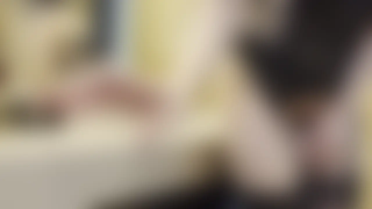 【洗面台で我慢できなくてしちゃった】見る前に「いいね♡」押してくれると嬉しい🥹このプランに入ってる人には優先的にDM返してるから 感想教えてね💕（ゆいとも沢山お話しできるよ！）少し恥ずかしいけど、洗面台でしちゃった❤️ ゆいの動画で沢山癒されて、気持ちよくなってほしいな💕 (2/2)