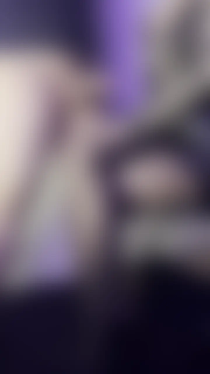外でも私見ながら勝手に勃起しちゃうチンポにお仕置きの寸止め♡
射精出来なくて辛い顔見るの楽しい🥰
最後は射精しながら「ごめんなさい」って謝ってて可愛いかった🫶
もっとイジメてあげたくなっちゃうよ🤭 (2/2)