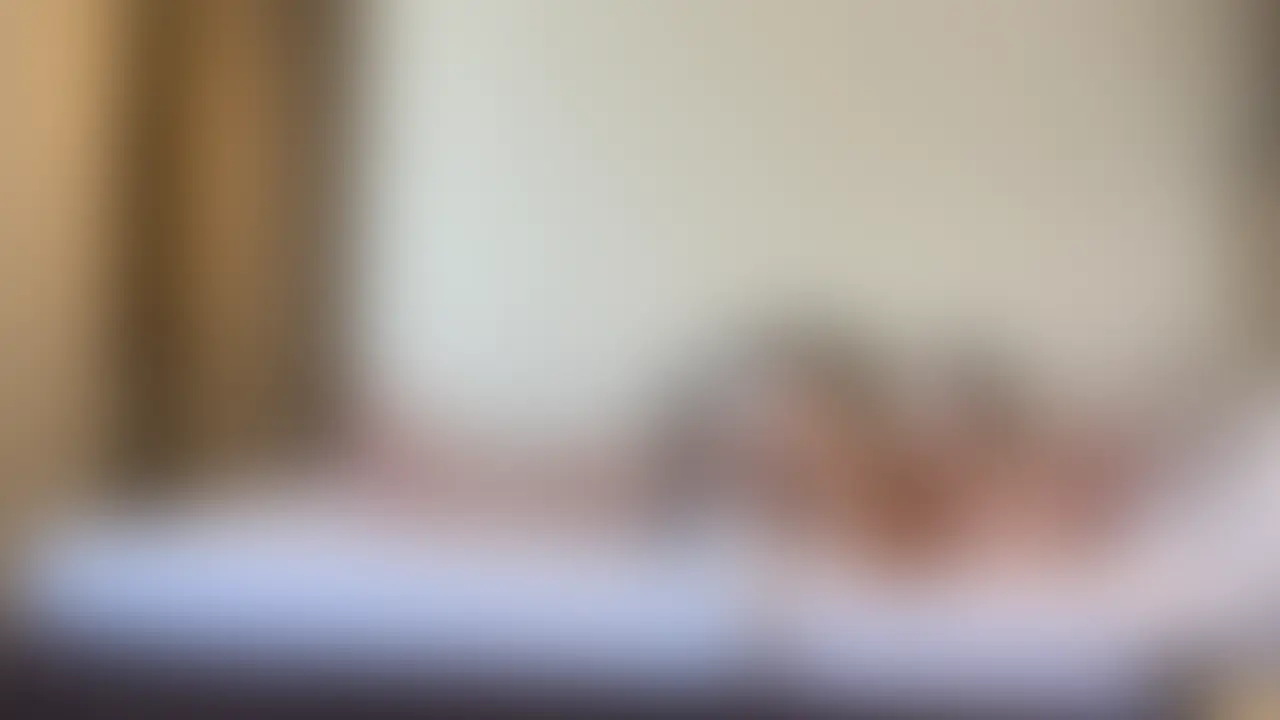 ☆れい1-2☆
どうも皆さんブビオです。
少しずつ涼しくなってきましたね。
性欲の秋を迎えるにあたり、エグイ美〇少〇女解放します。
天使のヒエラルキーの最上位に属するセラフィム(熾天使)を冠したれいちゃん。
二度目の再会から1ページ目はスタートします。
空間の雰囲気がもうすでに浄化されて画面全体が光ってます。
公開期限を設定して連載をスタートしますので、よろしくおねがいします。 (2/2)