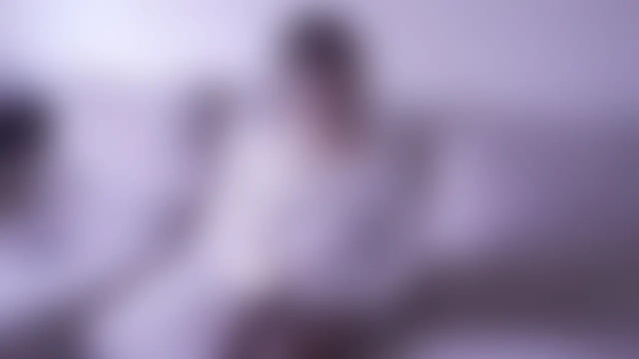 『合法L○Kの坂道アイドル系美女に初めての中出し』

『ずっと見ていました。会いたいです！』
とフォームから連絡してくれたアイドルかと思うくらい可愛い美女

経験もあまりなく、人生でえっちは1回のみなのに、へそピと舌ピも空けているギャップがエロかった

動画はずっと昔から見ていてえっちなことには興味津々

ぎこちないながらも、恥ずかしながら感じているのが可愛いすぎた

どこにも出ていない、芸能系からも声がかかっている子の為、身バレ防止の為数量限定の単品販売のみとなっております (2/2)