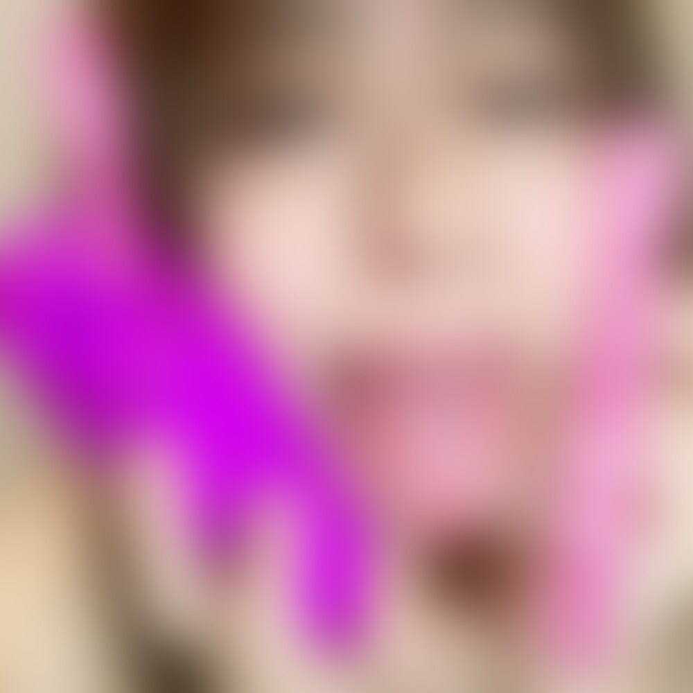 【バイブ/吸うやつ】乳首責めされたらやばい🥹💕

♡━━━━━━━━━━━━━━━━━━━━━━♡
こんにちは、みぃめろです💙
オナニーしようと思ったんだけど
私どっちかっていうと中で感じちゃうタイプだから...///💕
あえての乳首を吸わせてみた👅

ついつい笑っちゃってごめんなさい。
でも、乳首は本当にめっちゃ感じちゃうから
...ダメなの🙈
♡━━━━━━━━━━━━━━━━━━━━━━♡ (2/2)