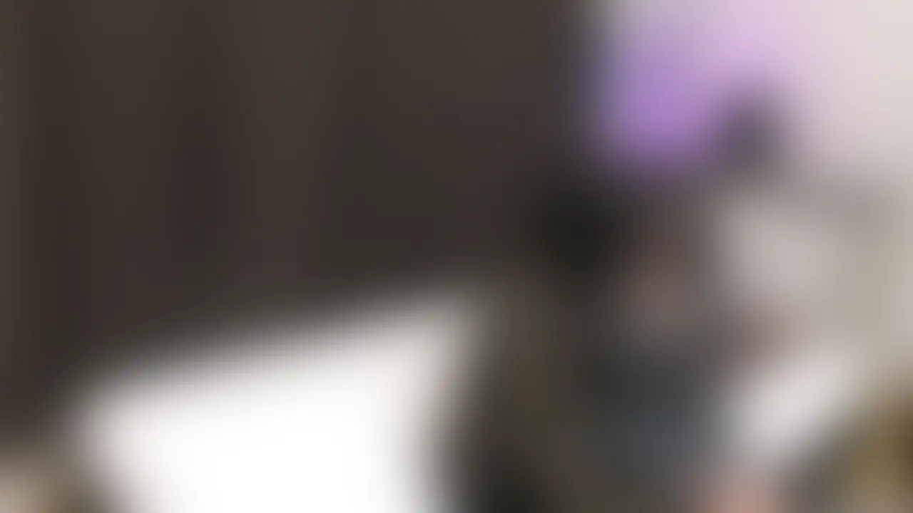 【友達の結婚式で出会った婦警】
ことね(25)
第三者視点カメラ 服
友人の結婚式で2次会で見かけた笑顔の可愛い子
胸が大きくやりてーなーと思って最後の最後でノリで連絡交換
後日、食事に行くことに
食事の後自宅お持ち帰り
とにかくあの巨乳とやりたい一心でくどく
可愛い可愛い言ってると「私顔に自信ない」と・・・
それでも可愛い攻め
彼氏が居るって言ってたけど彼氏に会う前だったら僕と付き合ってたらしい笑
ただ職業を聞くと何と婦警さん
さらに燃える!!
聖職者とHとたまんないだろ笑
キスをすると無抵抗
そのままキスで落としHへ・・・
普段取り締まる婦警が可愛い声でアンアン言ってイキまくるの可愛い
そしてフェラさせる
めちゃくちゃフェラうまい
そして挿入
服の上からもわかる巨乳をぶるんぶるんさせながら自分で腰を振ってイキまくってた
タグ
素人 個人撮影 巨乳 変態 ハメ撮り 美乳 美女 乳首
お尻 フェラ 手コキ 中出し 騎乗位 生ハメ 顔出し
パンチラ NTR ギャル 下着 ミニスカ (2/2)