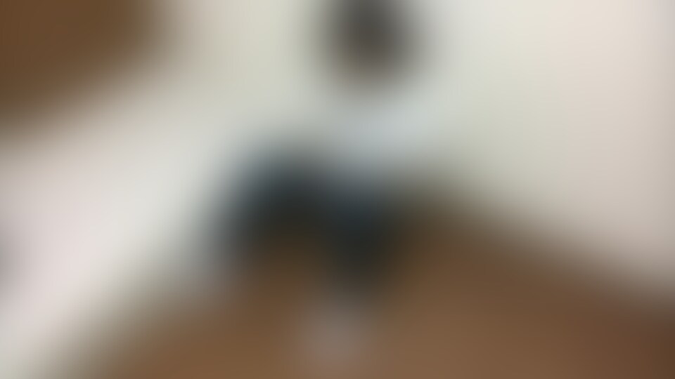 【ファン限定フル動画】🎁v
女子◯生の休みの日のオナニー風景。ベッドをえっちな液で汚したくないのでベッドの隅でオモチャでイキまくって痙攣でお◯らししてしまう。。 (2/2)