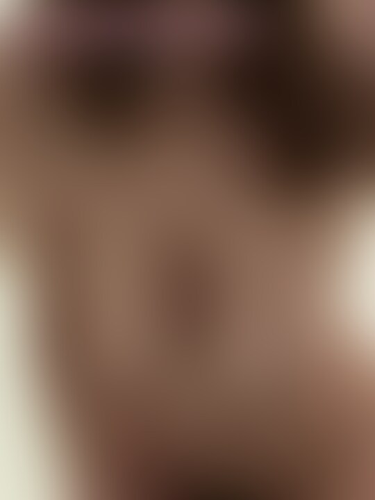 泡あわ動画大人気だったので、普段のお風呂の様子を収録してみました。
洗う前に体をカメラに見せつけてから、髪の毛→体と洗っていく様子をお届け。
7:45の大ボリュームで豊満な体を堪能できます💗
購入後は自動でDMにDLリンクが送られます! (2/2)
