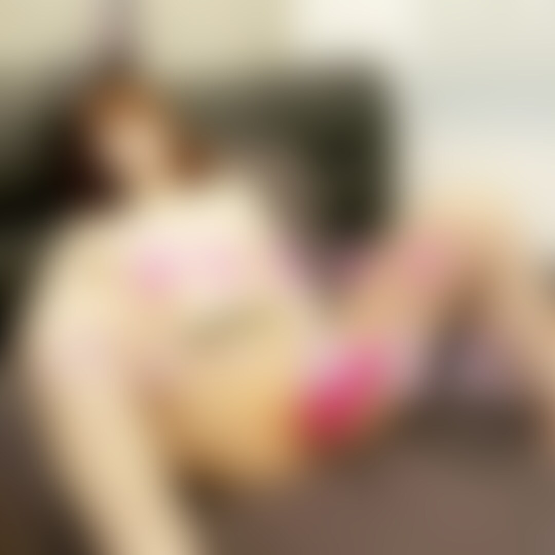 ハロウィン用に買ったバニーコスきておもちゃでおなにしちゃった💕
コスプレするとムラムラするのはねねだけかな? (2/2)