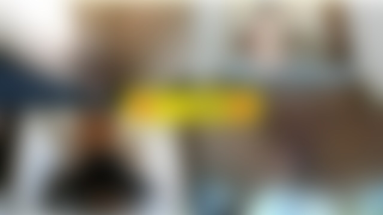 【当方の動画コンセプトは余計なものは写さないで、なので女性の身体に集中できるよう作られています】
どこにでもいる31歳の普通の主婦との行為の日常が綴られています。
お世話になっております、稲妻マスクです‼
NGワードが含まれるので説明は簡略しますと正月に妻のママ友さんを寝取った動画になります。
最初は念のため部屋で行為をしようとしたのですが、以前に踊り場でした快感が忘れられず、途中から最後まで踊り場で行為をしてしまいましたw
具体的なシーンごとのプレイは、【部屋】エロコス姿のママ友さんを撮影~乳首いじり~乳首吸い~アソコ弄り~ローター
【踊り場】正常位~騎乗位~背面騎乗位~バック~打ち下ろしバック~寝バック~正常位~側位~騎乗位~抱え込み正常位でフィニッシュといった感じです。
今度はいつできるかわからない状況ということもあり、お互い充分に満足し合えるSEXを堪能できました。
旦那さんは帰り際でも爆睡していてくれたおかげで余裕をもって帰ることができたのが幸いです。
旦那さんがいる中での寝取りSEXはくせになりそうで怖いですが快楽にはかなわないですねw (2/2)