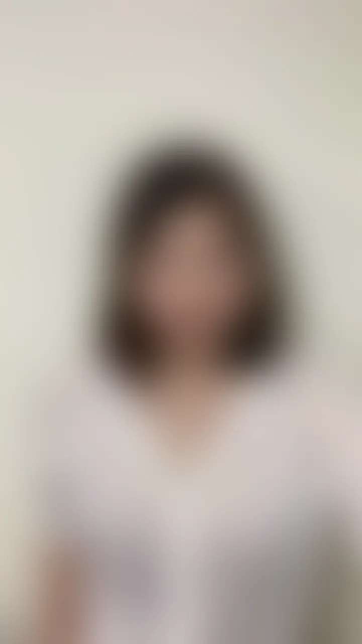 右側の「♡いいね」や「保存」をしてもらえると嬉しいです🥰
┈┈┈┈┈┈┈┈┈┈┈┈┈┈┈
おっぱいを出して、モミモミしたり乳首を触っている動画です🙈💦
もしよかったら観てください❤️ (2/2)