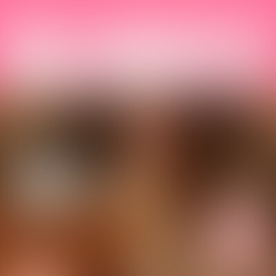 雑誌のモデルをこなす中村○ン似の美人が
耳元で優しく囁きながら包茎ちんぽを弄んでくれる。

指が包皮に入る瞬間やグチュグチュのちんぽを
丁寧にシコシコしてくれる。


こんなに幸せな時間はなかなかない。
主観映像でお楽しみください。 (2/2)