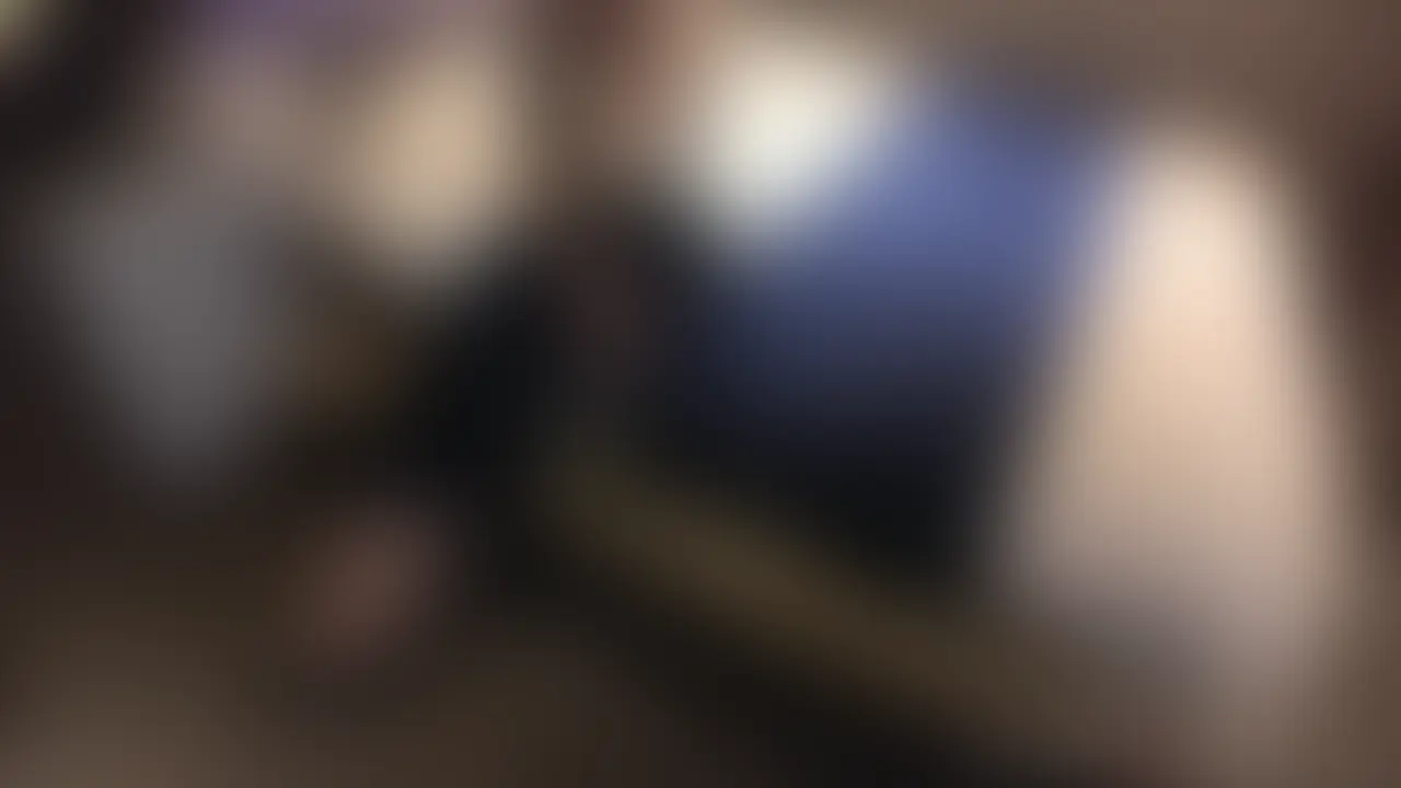 21歳 身長167 体重53 B98W62H93
【4k高画質バージョンとなります】
バイトとパパ活に性を出す都内の女子大生、マッチングアプリにて交渉を行い今回ハメ撮りと相成りました
前もって写真とプロフィールは得ていたのですが、実際に合ってみるとスタイルの良さと美貌に圧倒されます
ゆっくりと服を脱がし、乳首を吸い、ねっとり手マン、バイブ攻撃を行った後、生で挿入!
最後はパパ活女子への天誅も込めて中出しでフィニッシュしました (2/2)