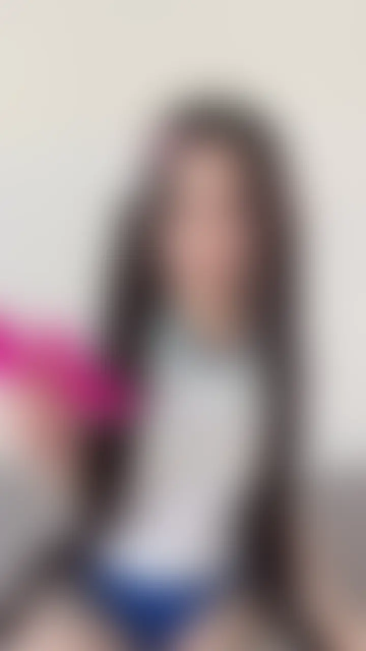上段に英語・下段に日本語で説明があります☺️

♡ Watch Me Plan Exclusive Video ♡

Today, I put on a gym uniform cosplay and gathered a little courage for this video ⸝⸝ᐢ. ̫ .ᐢ⸝⸝♡

Even though I was all by myself, it felt like someone was watching me, and I couldn’t help smiling shyly over and over… ♡

I was so embarrassed that I wanted to look away…

But I kept thinking,

“Please… keep watching me just a little longer.” ♡

So I did my best until the very end.

This time, you’ll also see a cute little pink toy make an appearance… ♡

What kind of expressions did I make…?

You’ll have to watch the full video to find out. 🖤

┈┈┈┈┈┈┈┈┈┈

♡ 監視プラン限定動画 ♡

今日は体操服コスプレで、少しだけ勇気を出して撮影しました⸝⸝ᐢ. ̫ .ᐢ⸝⸝♡

ひとりだけの時間なのに、誰かに見つめられているような気がして、何度も照れ笑いしちゃった萌雨……♡

恥ずかしくて目をそらしたくなるのに、
「もう少しだけ見ていてほしいな……」
そんな気持ちで最後まで頑張りました♡

今回はピンクのアイテムも登場します……♡

どんな表情を見せているのかは、本編でこっそり見届けてくださいね🖤 (2/2)