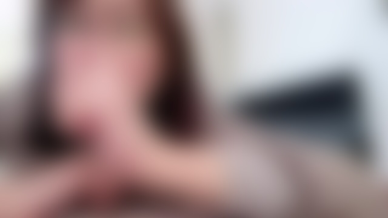 お仕事前にオナオナしたくなっちゃって
ズボンを下ろしてバックスタイルでしちゃいまちた♡ (2/2)