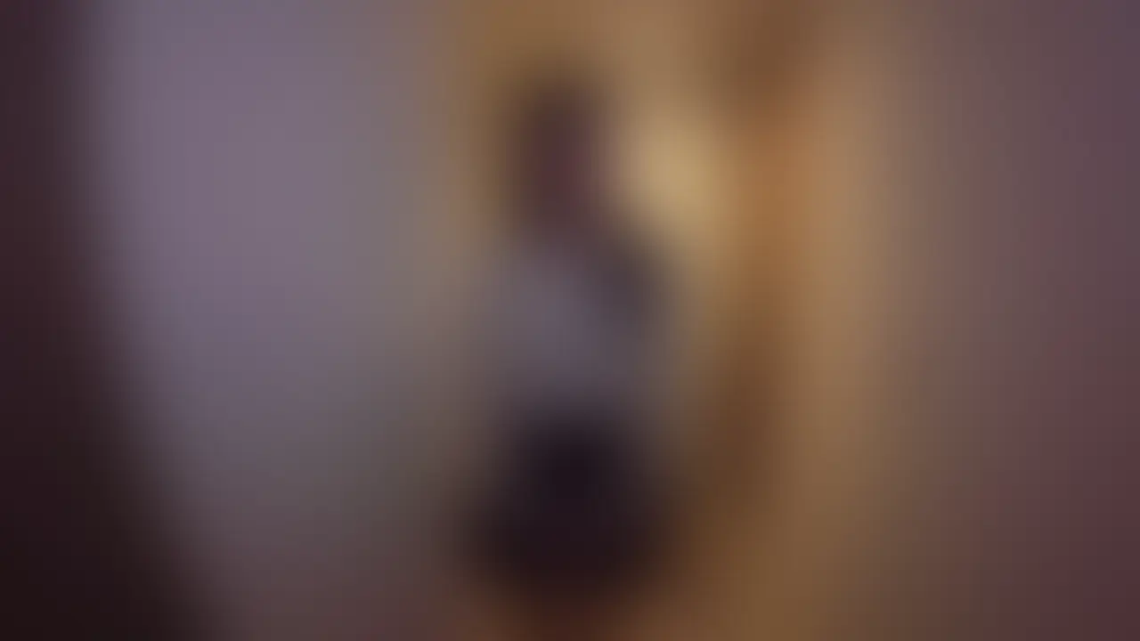 5年も付き合ってる彼氏がいるのに、軽率に家に上がり込んできたデカ尻Tバック女子大生に4〜6連続中出し乱交かましてきた。
彼氏のことなんか忘れて中に欲しがってるのがエロ過ぎた。
※本編顔出し2時間の長編 (2/2)