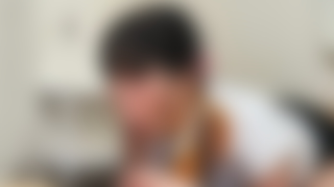 勃起チンポをシャブらずにはいられないフェラ好きエステ嬢【Ｍさん（26）】
性的サービスNGのマンション型メンズエステ店なのに･･･えげつない口淫サービスで予約がとれないリピート率100％の人気店！施術中にお客様をわざと勃起させてしまうスケベなおﾈエさん･･･チンポをしゃぶるのが好きすぎるフェラチオ依存症の変態エステティシャンが舌先で裏筋チロチロ、下品なディープスロートでジュボジュボ、凄テクで金玉汁を吸い上げるフェラヌキごっくんサービス。 (2/2)