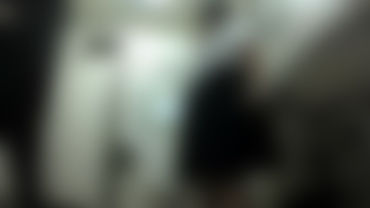 【ふくよか】【立ちバック】公園で撮った立ちバックシーン【撮影日：2023年10月26日】（ファイルNo.【46】- (02)） (2/2)
