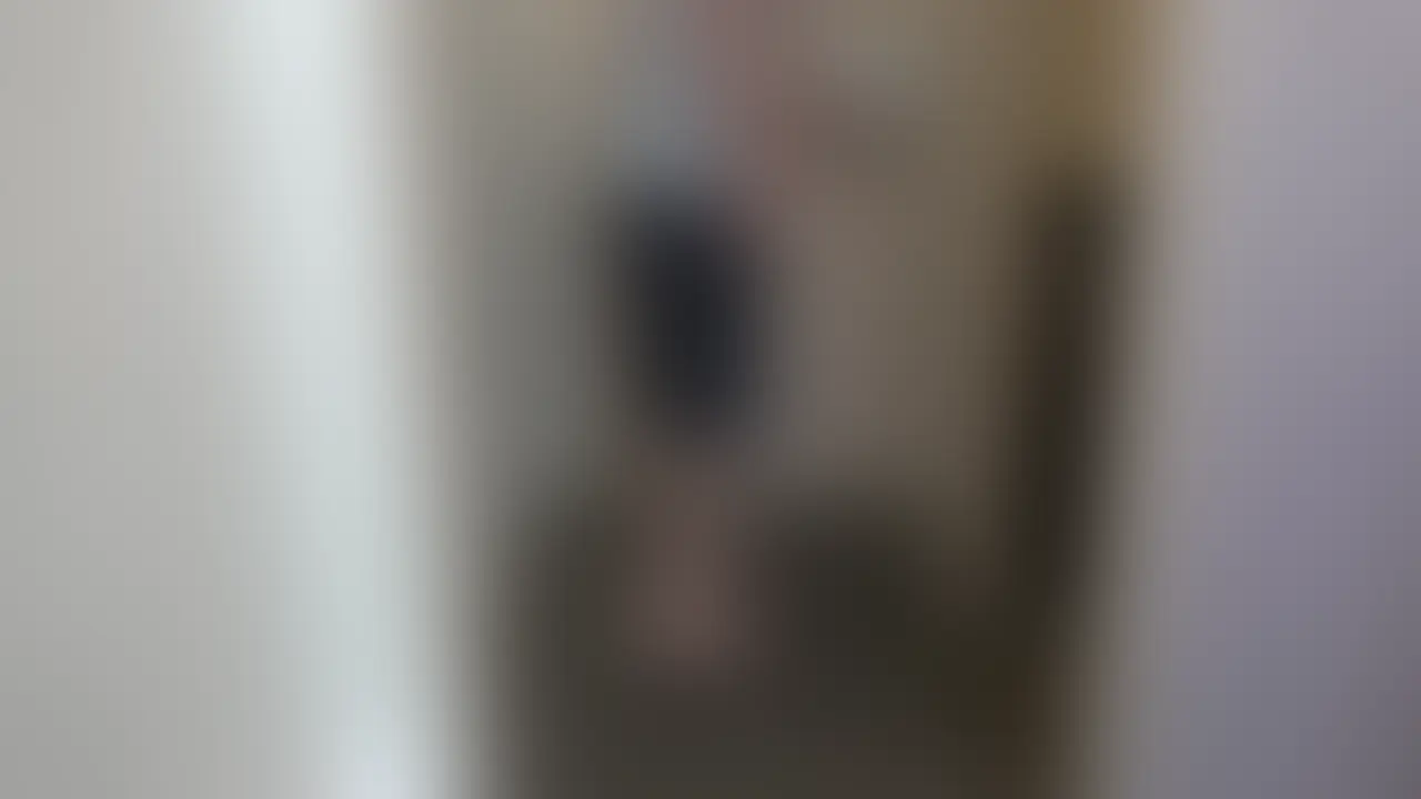 【デリヘル】あかりちゃん【即尺フェラ】
出会ってすぐにフェラチオ即尺コースと顔出し動画撮影コースのオプションでデリヘル風俗嬢のフェラ抜きを撮影しました。サービス抜群、愛嬌抜群、テクニシャンの濃厚フェラチオサービスでどぴゅどぴゅ口内射精! (2/2)