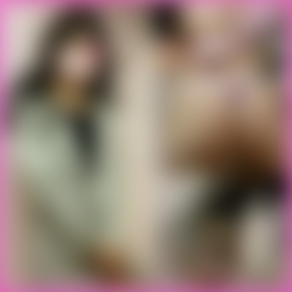 今回は人妻の保育士さんからパンツ買取をしました!
👇パンツ買取の動画一覧はこちらから👇
https://myfans.jp/opantukaitori/tags/c4685c4d-9ecd-460b-a6bd-f04bfe629f34
事前に掲示板にて
Tバックで来てほしいとの要望を伝えていて
その要望通り来てくれました。
「Tが良いって言ったから。。」
なんて良い人なんでしょう。
見た目は少し冷たそうな感じがして
最初はドキドキしましたが
話をしていくうちに打ち解けてくれて好感が持てました。
人が通ることを警戒しているのか
あたりをキョロキョロ見回して
私にパンツを見せてくれました。
自分でめくってくれて綺麗なお尻を拝見
逆さどりも敢行し接写をしてみてところ
マン肉がハミ出ているような描写に。。
言葉を告げると焦ったのか食い込み具合を確認し出します。
少し興奮してしまい私の声が荒くなってしまいました。。
おっぱいも大きそうなので
興味がてら見せていただくと
非常に可愛らしい乳首をしていました。
色も形もなかなか点数が高いです。
非常に興奮させてくれます。 (2/2)