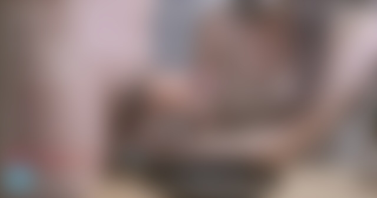 オナホ×連続RuinedOrgasm×CFNM
彼氏君をテーブルの前に立たせてちんちんたくさんいじめてあげた。
彼氏君だけ立たせて私が座ってするのって管理してあげてるみたいでいいよね。
∗ふるばーじょん 14:49 (2/2)