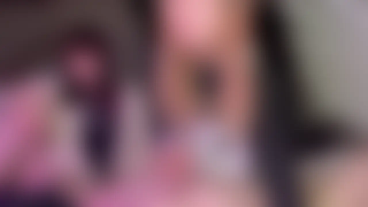 オーガズム研究所のmiyu様とのコラボ作品です Part6

M男がS女と男の娘に唾吐きされながらオナニーします。最後はS女様の聖水に塗れながら射精します (2/2)