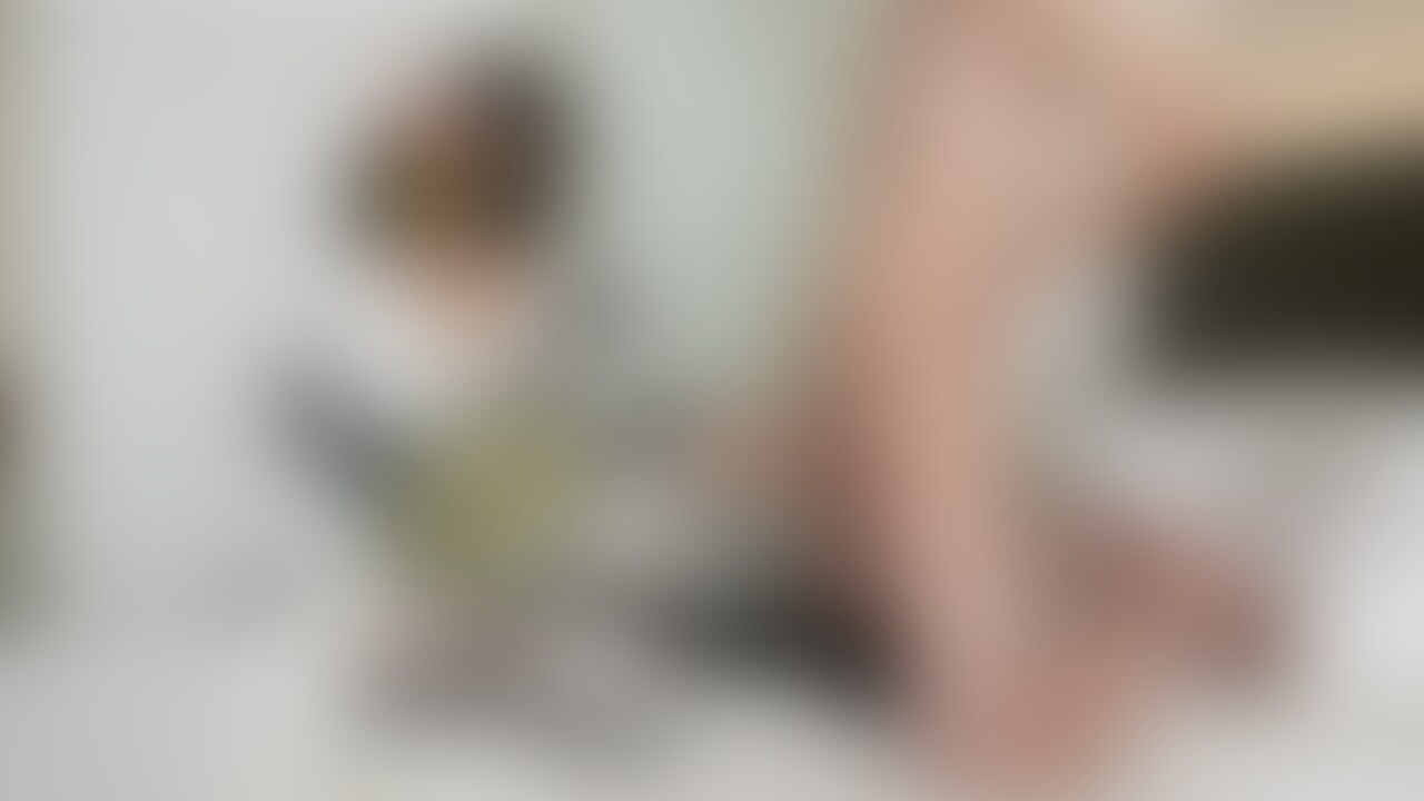 花魁のイメージってアンニュイな気だるい感じのイメージない?🤔
ということでうららも気だるげな感じでおちんぽを愛でてみたよ👀♪
おちんぽをさわ〜って下から上に撫でたり身体をくすぐってあげたりとか弄んであげたの😎
雑な感じで扱われたい人こういうの好きじゃない?😏 (2/2)