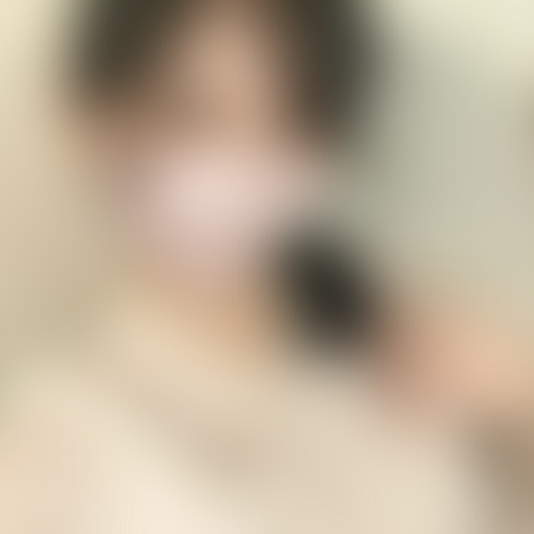 会社で諸々溜まったので
お家に帰ってすぐに発散しました。笑 (2/2)