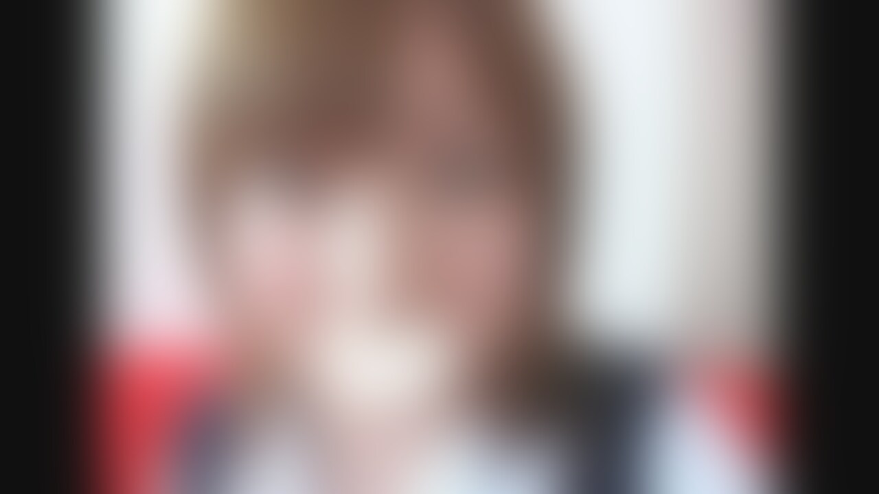 ショートカットが可愛い
ミミちゃんのオナニーです。

指入れがエロイです (2/2)