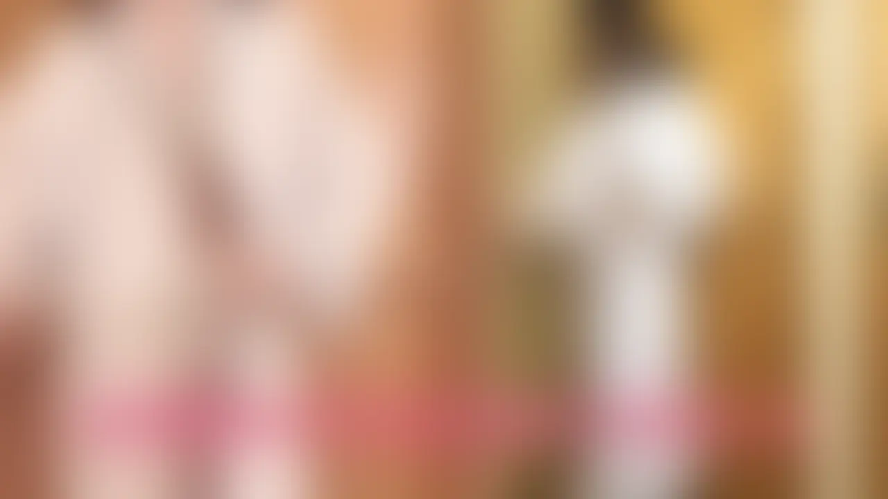 ※フル動画※【22歳 160cm 40kg Aカップ 処女】処女卒業といえば痛い、血を見る、そんなイメージが未だに根強い。もちろん下手くそな男なら実際そうなるのだけど僕がお会いしてきた処女で出血は殆ど無いと言っていい。しかし、ここから更に上の段階を目指すのは難しい。つまり気持ちよくなり絶頂を処女卒で達成してしまうこと。何百人と処女を抱いてきたけど中でイク子は一人としていなかった。それだけ経験浅い処女にとって中イキはハードルが高いのである。
今回の動画はそんな"常識"を覆す衝撃的な内容です。出演する女の子はもちろん正真正銘の処女。演技していないことは動画を見ればはっきりわかると思います。今まで痛くて卒業できなかった彼氏持ちの黒髪清楚処女が初貫通まもなく中イキ絶頂しまくる! いったい何が起こったのか? 今しか見れないここだけの動画で確かめてください!
あらすじがわかるサンプル動画はこちら⇒ https://myfans.jp/posts/b0ec7b52-e206-40ba-bda9-7a9076b419d8
<あらすじ>
★インタビュー(1分10秒~)
・処女卒業を決意した理由を深堀りします
★着替え(6分10秒~)
・真っ白な清楚な下着!後で使う玩具も洗ってもらいます
★手枷感度チェック(19分53秒~)
・気持ち良さはあるけど後から振り返れば控えめな反応です…
★前戯(40分49秒~)
・クンニから気持ち良さが現れます
・指入れで膣をほぐします(59分5秒~)。徐々に気持ちよくなり…
・バックの体勢で吸うやつ。更に気持ち良さが増します(1時間14分35秒~)
★フェラ(1時間29分59秒~)
・処女だから最初はディルドでフェラ練習(1時間21分52秒~)
・本物ちんちんを丁寧に咥えます(1時間30分22秒~)
・シックスナイン(1時間33分48秒~)スグに我慢できずチンコを懇願…
★本番(1時間41分37秒~)
・「処女マ◯コに入れてください…」と言わせながら挿入します
⇒正常位/手マン/クンニ/手枷拘束/騎乗位/バック/ロールスロイス/
寝バック/手マン/フェラ/シックスナイン/背面騎乗位/撞木反り/
騎乗位/シックスナイン/バック/立ちバック/ロールスロイス/
寝バック/シックスナイン/正常位/立ちバック/寝バック/騎乗位/
ヨシムラ/側位/松葉くずし/吊り橋(fin)
・処女卒業直後から大絶叫セックス開始!
・二回目の手枷で人生初の潮吹き!(1時間51分28秒~)
・「生チンチン好き!」と言わせます(2時間14分19秒)
・人生初の中イキ達成!(2時間35分29秒~)
・何度も射精してフェラで大きくしてもらいハメまくりました…
★事後インタビュー(3時間4分22秒~)
・処女卒業、初中イキの感想をお伺いします。そして延長戦…
(全編3時間22分のハメ撮り動画:彼氏のために大人になった女の子) (2/2)