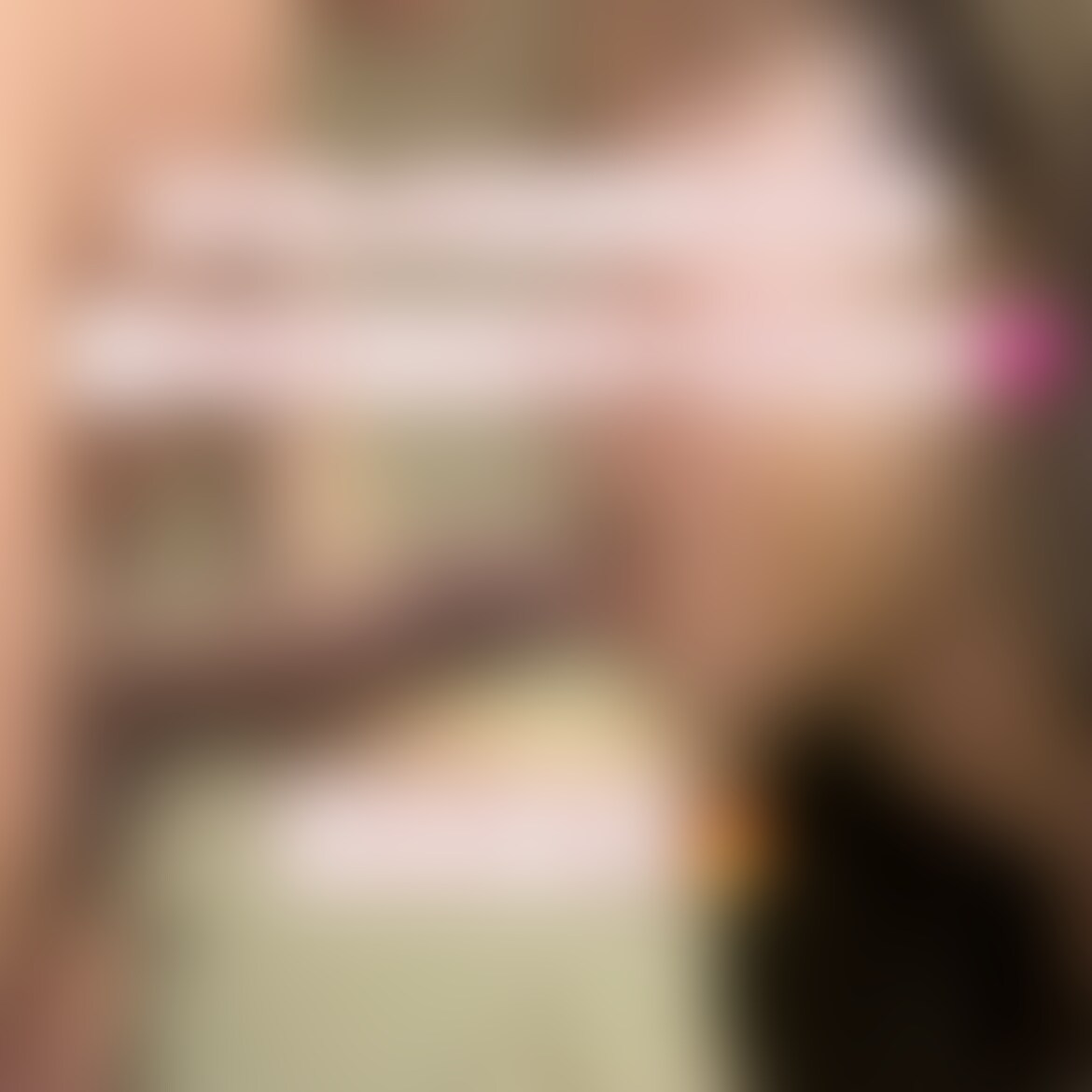 かりんの過激な姫はじめ👸🩷
どエロフェラ・結合部騎乗位・寝バック大量射精🍌💦
顔モザありの爆安バージョンです🔥 (2/2)