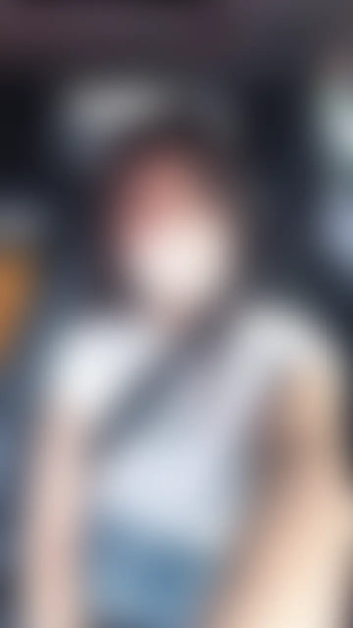 ハナコ(され妻😭)「窓の外から見られちゃうよ💦」の投稿サムネイル