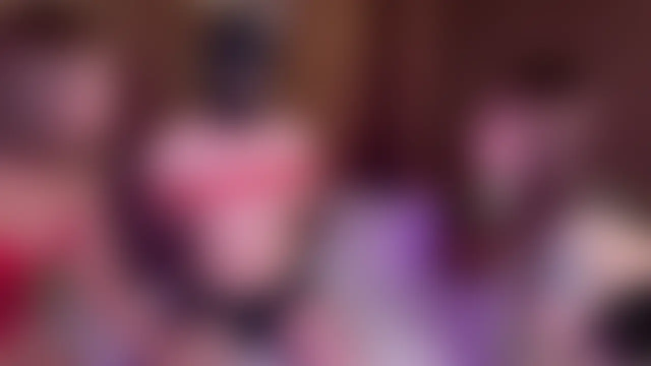 ⚠️顔のモザイクはサンプルのみです。
⚠️私の販売動画では私、美友の*アップシーンのみが見られます。すずさんの*はすずさんの販売動画で見られます。お好みで選んで買ってね。
【マゾ譲渡MIYU→SUZU】
お久しぶりのすずさん♡!
なかなかお眼鏡にかなうマゾがいないの〜😭
と聞いてタイミングよく連絡をくれたマゾを紹介しにいきました。
すずさんのおもちゃになれるか、いわばマゾとしてどれくらいの価値があるのか査定されるような時間となりました。
何ができるの?何が好きなの?どれくらい変態なの?
すずさんの熱い視線にポンコツ炸裂なおマゾですが、、果たして採用はされるのか…!ご褒美はいただけるのか…!
内容▼
ビンタ
唾かけ
聖水
飲精
手コキ
肛門の匂いチェック (2/2)
