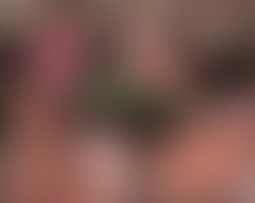 冒頭のインタビューから恥ずかしそうにしている綺麗なお○○○さん
このお○○○さんはナンパで知り合ったのですが最初ハメ撮りに興味あっただけなのでしたがラブホでいきなりハメ撮り開始したらちょっとビビってはいましたが快く承諾
でも撮影開始されると恥ずかしそう
でも構わず淫タビュー開始
カメラの前で服を脱いでもらい卑猥な身体をじっくり撮影
その後お風呂に入り念入りにオマンコを洗い性行為の準備へ
再度下着だけ着用し撮影しながら勃起してしまったのでご挨拶代わりのフェラチオ開始
カメラに映し出された卑猥な表情でのフェラチオ!
そのテクニックは凄く根本まで咥え込み「ジュボ」っと卑猥な音立てながらバキュームフェラしたり舌で亀頭の先端を刺激したり!
横舐めの時はカメラ目線になってくれたりで非常にイヤらしく満足いくフェラチオ!
お礼に下着の上からピンクロータで刺激すると早々火が付いちゃうお○○○さん
指でオマンコを下着の上から触るとヌレヌレな状態が丸判り!
ピンクロータを下着の生のオマンコに直接入れ、もう1つのピンクロータで身体を悪戯
もう良い声で喘ぎまくるお○○○さんに大興奮
下着をすべて剥ぎ取り四つんばいの恥ずかしい姿にさせヌレヌレのオマンコに中出し準備としマイルーラを挿入
もうこの儀式でボクのチンポはオマンコ内で射精する事が決定となります 笑
膣内のマイルーラが溶けるまで再度ピンクロータでオマンコを悪戯し準備万端なことを確認しいよいよお待ちかねの生挿入開始
綺麗なオマンコに生チンポを一気に挿入すると大きな声で喘ぎ始めるお○○○さん
早々に「今何が入ってるの?」っと問い詰めると「言えない!」っと恥ずかしがるお○○○さん
恒例の生ハメ時にいろいろ言わせるシーンでも凄く恥ずかしがって「言えないー」っと言ってますが思いっきり膣内に生チンポを咥え込みその姿は非常に卑猥!
正常位で結合部分をじっくり撮影したら女性上位、バックでお○○○さんの極上オマンコを堪能!
まあ大きな声で喘ぎまくるお○○○さん
バックで激しく突きまくると鳴き声に近い喘ぎ声を出すのが非常に良いです
そしてハメ撮りの醍醐味としては射精するシーンを記録する事
バックとかでも良いのですが正常位が一番女の子の表情と身体と結合部分が撮影できるので1回目のフィニッシュは必ず正常位と決めてるボク
お○○○さんの妊娠の可能性など一切考えず膣内で気持ちよく射精開始!
男の生殖本能で膣内の一番奥で射精すると快感と征服欲が満たされ凄い満足感が!!
最後の一滴まで射精し終え柔らかくなった生チンポをゆっくり引き抜くとお○○○さんのオマンコから中出しされた証拠の精液がドローリっと垂れ流れてきます
その感動的なシーンをバッチリ撮影し1発目の中出し撮影は終了!
中出し後の気だるそうなお○○○さんの姿もカメラは記録し1回目の性行為記録は終了です
今回は固定カメラでのみの動画となっており、今回の固定カメラ動画が好評なら手持ちカメラでの動画も公開いたします (2/2)