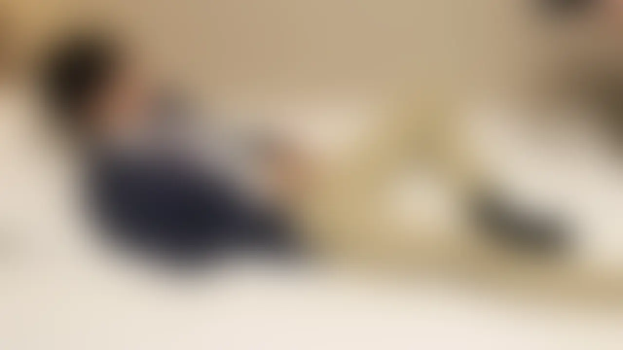 (98)人気AV男優「久留間理玖」ｸﾝの公開オナニー sample 1
