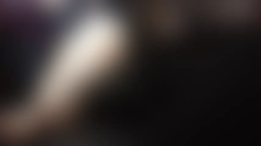友達の彼女にネカフェで口内射精。 (2/2)