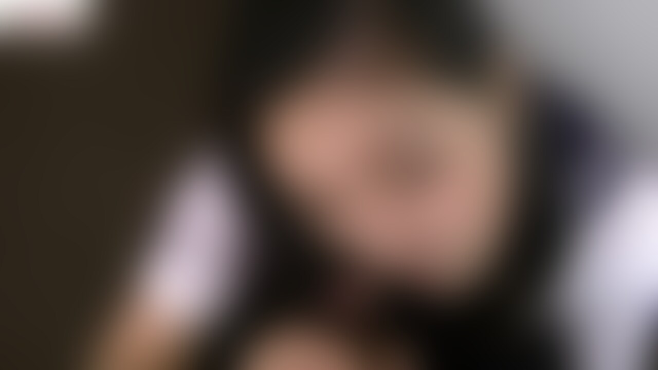 これは5年ぐらい前の動画になります❤️
髪コキして髪にぶっかけ‼️ (2/2)