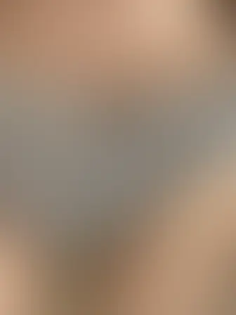 ぽぽぽ🌼(🥰女子大生の下着姿🥰)「ぽぽぽの今日のパンツです🥰🥰 青と白のシマシマパンツです😅😅 クロッチ汚れはプラン加入で見れますよ🥰」の投稿サムネイル