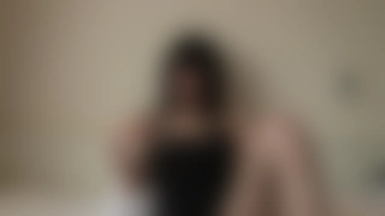 ✅レオタード&網タイツ姿に着替えてセクシー姿で電マオナに没頭する黒髪ロングの美乳お嬢さん❤️AYMAME
✅モデル:AYMAME
✅動画:06:35min
普段は短大に通うオナ好き娘さんにスケスケのレオタードと網タイツ姿にしてオナニーをさせてみました❤️
経験は少なめなようですがかなかな感度が良く感じることが大好きなお嬢さんは不慣れな手つきで電マを使っていますが反応してしまう部分は分かるのでしょう自ら強弱をつけながらビクビク反応してしまうクリトリスに押し当て徐々にですが息を荒げヒクヒクと小刻みに震えながらビクンビクンと絶頂感を味わって頂きましたよ😃 (2/2)