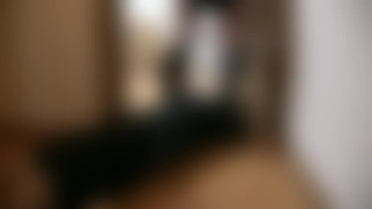 初めて話したかわいい新入社員をその日に酔いつぶしてお持ち帰りしたった。
東京某所にて商社勤めのサラリーマンです。先日家内に逃げられました。
急なことで理由も分からず途方に暮れていたところで参加した新入社員歓迎会にて、明るくかわいい新人と相席になりました。
話している間ずっと笑顔で相槌をうってくれて目線もよく合ったので、これは私に気があるに違いないと思い、酔いつぶして丁度誰もいない自宅に連れ帰りました。タクシー内の揺れもあってか、着いた時には完全に爆睡でしたね(笑)
シャワーも浴びずスーツを脱がせてみると、パンストに包まれたでっかいお尻が露になって大興奮。
若い体を舐めまわしたり、無防備なアソコに挿入したりしました。意識がなかったせいか少し緩かったけど、好き放題している感で興奮がピークに達し、大量に射精してしまいました。
私の行為を全て受け入れてくれる彼女をすっかり好きになってしまったので、今度改めて2人での食事とホテルに誘ってみようと思っています。
今度はキツマンを味わえるといいなあ。 (2/2)