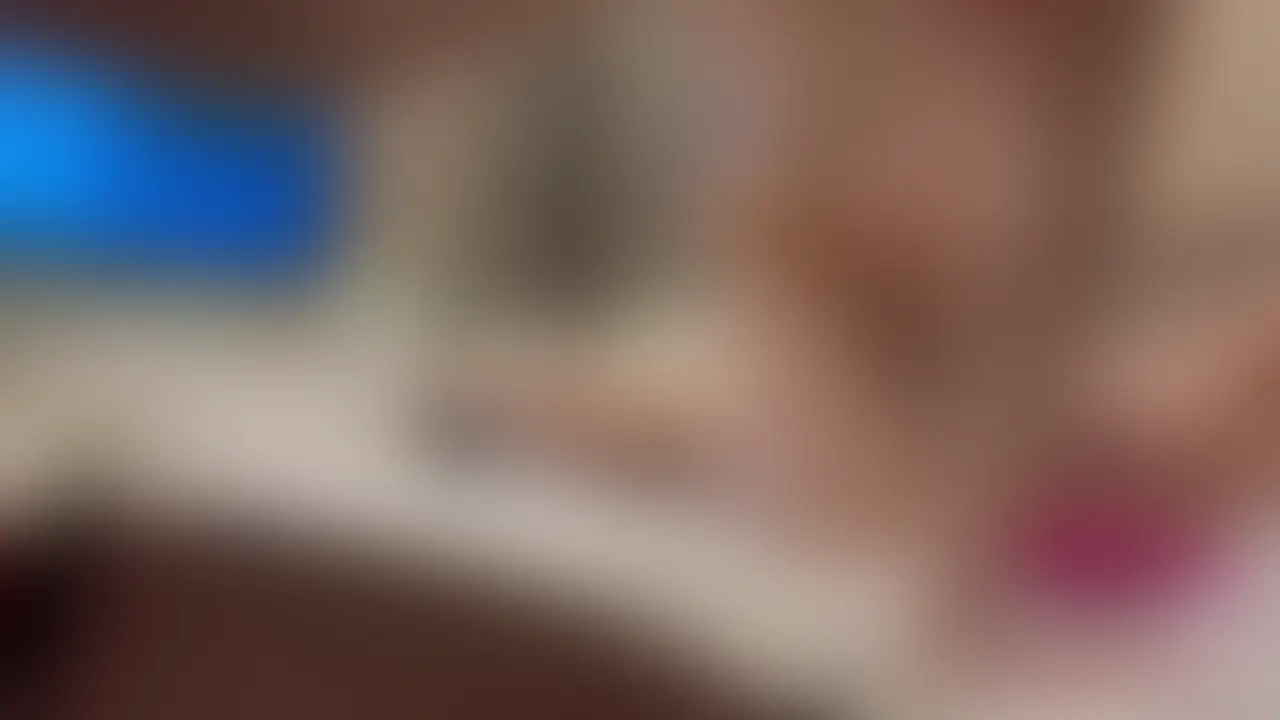 色白Eカップニューハーフ ちゃん❤︎
騎乗位の絡み愛🫶💕 (2/2)