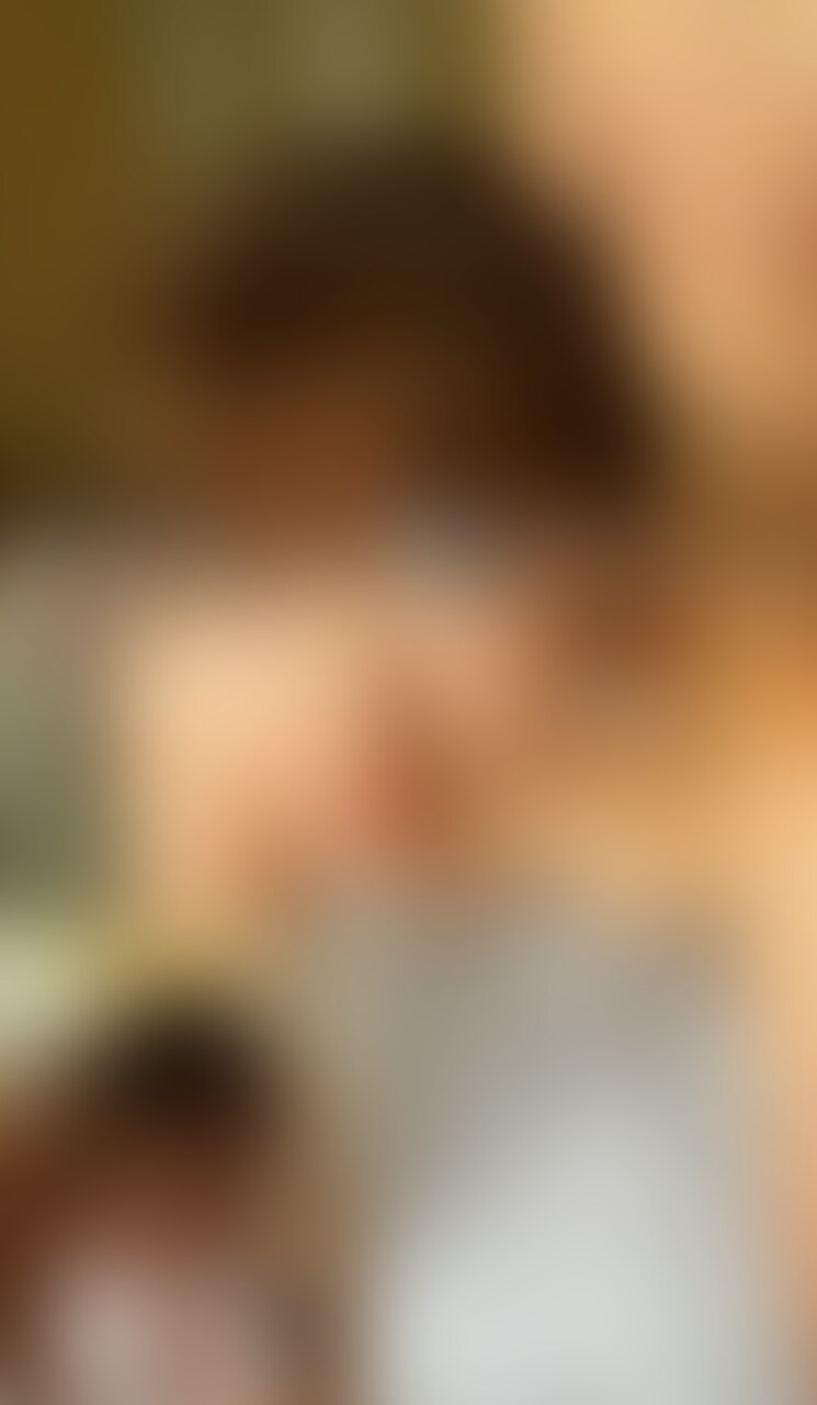 エロい短パンで運動している隣の奥さんを人妻を見つけたのでデカチンのエロガキとあそんであげました〜後編〜
外で意識が飛びそうになるくらい盛り上がっちゃったんでホテルに連れ込んでとっかえひっかえ咥えさせたり中◯ししたりしてあげたらめっちゃ意識失いそうでウケました。
※諸般の事情により予告なく販売を中止する場合があります。ご了承下さい。 (2/2)