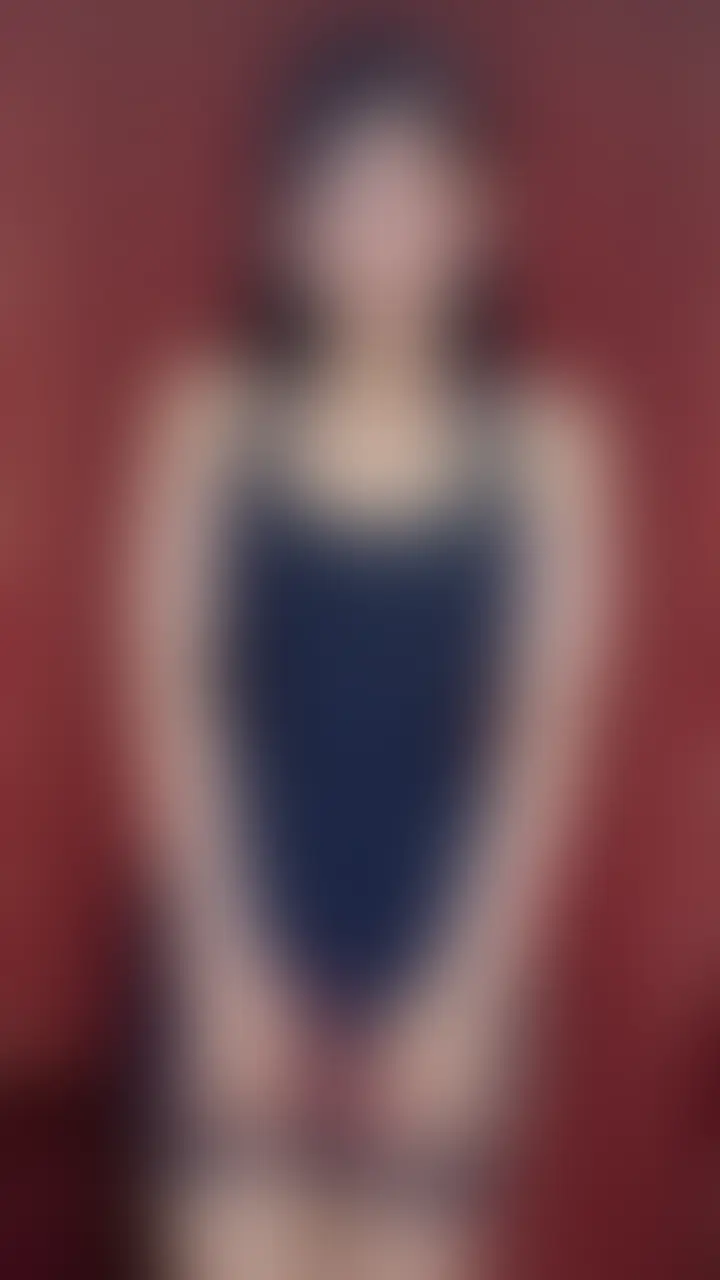 アイヤー!今週は特にストレスが溜まったので、チャイナドレス着てオナニーしました‼️
今回は初めてバイブ使ったんですけど、バイブって普段の感触と全然違うんですね。感じすぎてすぐイっちゃいました///
お尻をもっと見たい!ってリクエストが多かったので、お尻フェチに刺さるといいなあ💭
コメントやメッセージで感想待ってますね🫶 (2/2)