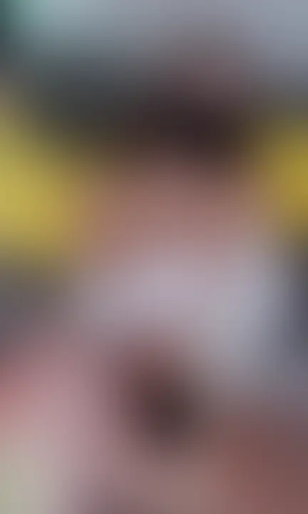 少女の激しい自慰の自撮り
~喘ぎ声我慢できずにイキ狂う6分半~
可愛い顔立ちの少女が、自分のスマホで激しくオナニーする姿を余すところなく自撮り収録ベッドの上で脚を大きく開き、指を激しく動かしながら腰をくねらせる様子が超興奮!
最初は声を抑えていたのに、だんだん我慢できなくなって可愛い喘ぎ声が漏れだし、最後には全身をビクビク震わせながら連続でイキ狂う姿がたまらない…!
リアルで濃厚な素人自慰動画、6分36秒たっぷりお届けします
お気に入り・いいね・フォロー待ってます♡ (2/2)