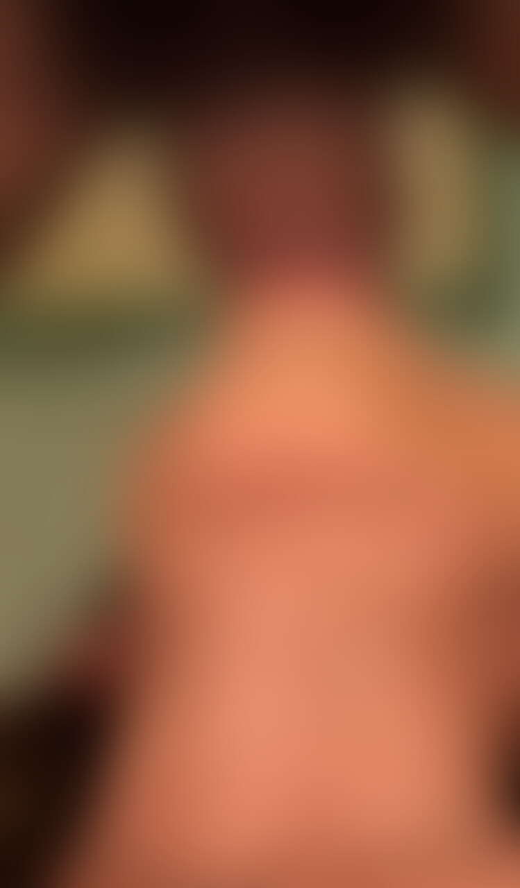 海外動画にある喉ボコフェラ動画にチャレンジしてみた🍼
なかなか難しかったけど、喉をチンコで膨らませてほしいみたいなので頑張って突っ込みます🍼w (2/2)