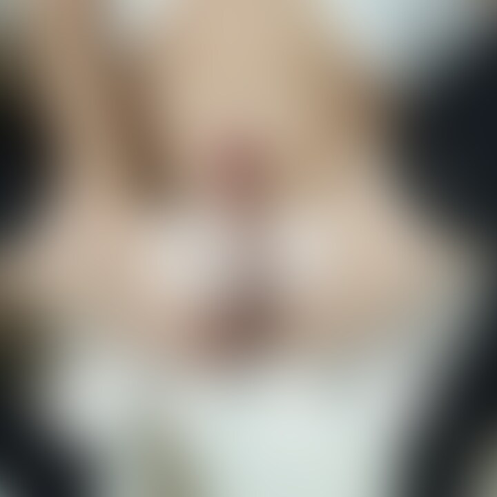 右上の「いいね❤️」を押してから見てくれると嬉しいな💕
効きディルド〜🥰
小中大の3本のディルドを使って、どれがいちばん気持ちいいか試してみるよ😳 (2/2)
