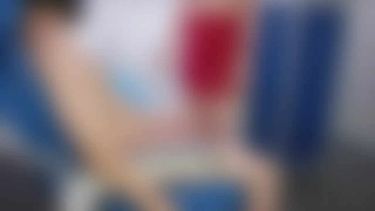【飛行機】手コキ航空はエコノミーでもCA手コキ射精付き/個人撮影/裏垢/hentai/M男/S女【ゆなぱんは手コキ好き】 (2/2)