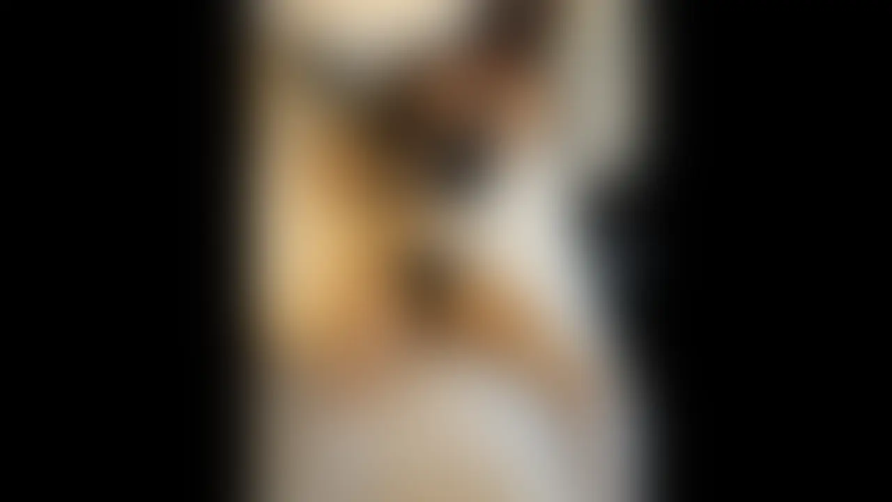 #20 職場の彼氏持ち後輩をニーハイにしてSEX① 白ニーソックスをはかされて、ローターでイジめられながら3回出されました… (2/2)