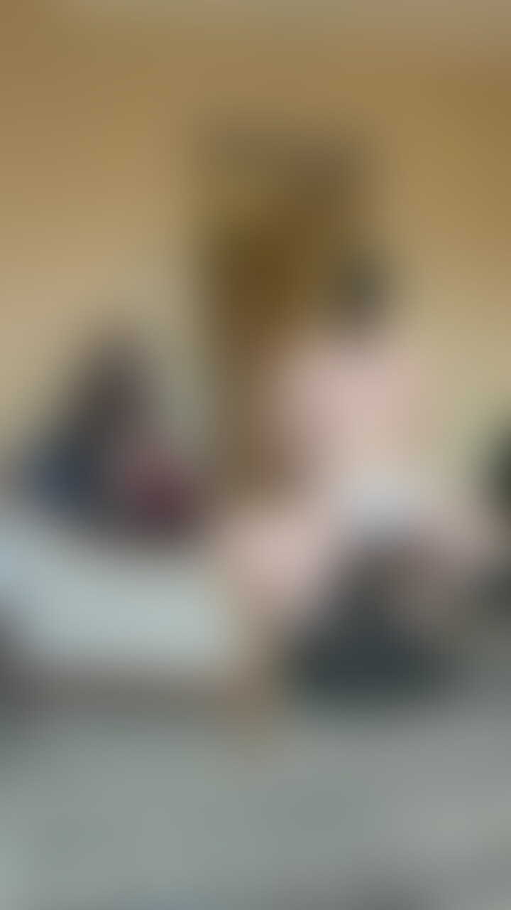 電気首輪 + 乳首バイブ⚡️
電気首輪されてみたかったんでしょ?😊 (2/2)