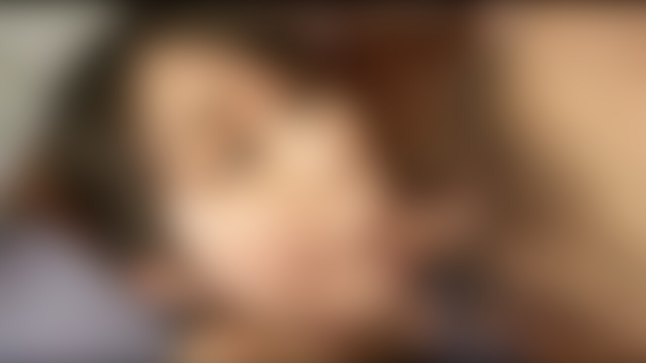 みほちゃん【素人/暴発/口内発射】
おフェラのお仕事にやってきた素人ちゃん。初めてのエッチなお仕事に戸惑いながらも、「舐めるだけなら…。」と勃起したチンポをお口で咥えてくれました♪鬼頭集中責め、根元まで咥え込み喉奥でシゴきあげるディープスロート、玉舐め、高速バキュームフェラと、フェラのレパートリーも様々!そんな楽しんでる女の子が、予告無しで暴発ザー汁を発射された瞬間の十人十色のリアクションをお楽しみください。 (2/2)