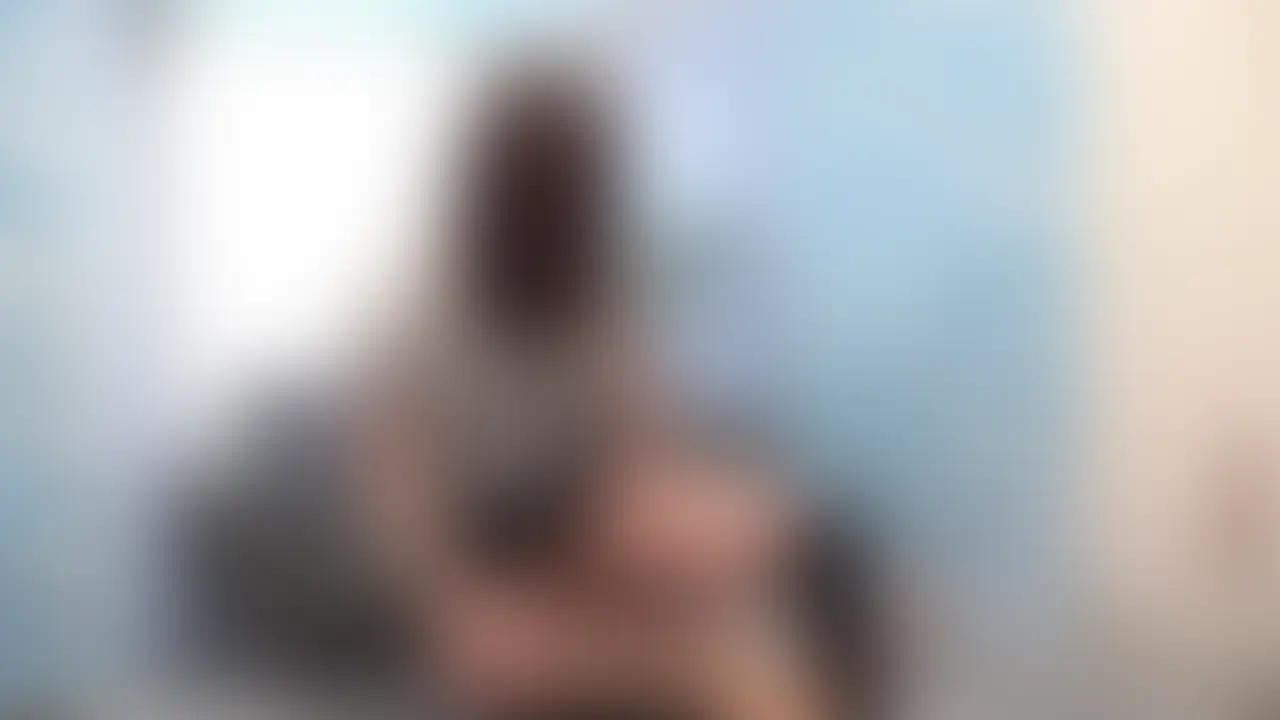 本編はこちらから
https://myfans.jp/posts/d4ed9af7-fcb2-4dc7-8189-9a9811a9dcb2?swipe=1&sort_key=publish_start_at
さっきまで街中を歩いていた女の子が
インタビューに応えさせるという名目でナンパし
ディルドをどこまで奥に挿れられるかチャレンジをしていただきました
今回はディルドを使った挑戦のシーンのみ切り抜いています
もちろん本人には内緒なので、バレたら消します
視聴はお早めに (2/2)