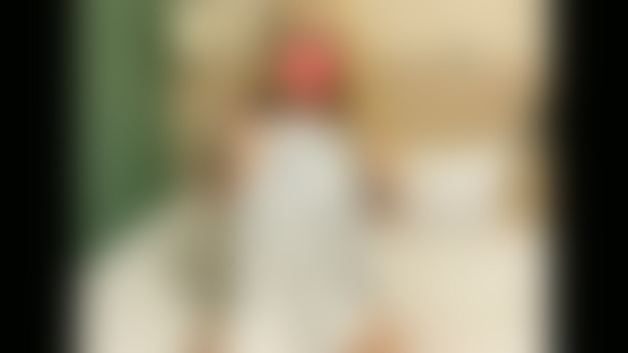 本日の投稿は前回のモデルオーディションと騙ってまんまと引っかかった子の2回戦目です。
もう一回したせいなのか、快楽に負けたのか諦めがついたような形で2回戦を簡単に許してしまう彼女の姿はとてもエロいです笑
最後は奉仕もしてもらったので1回戦とは打って変わった内容になってるので前作見た方は是非ご覧ください! (2/2)